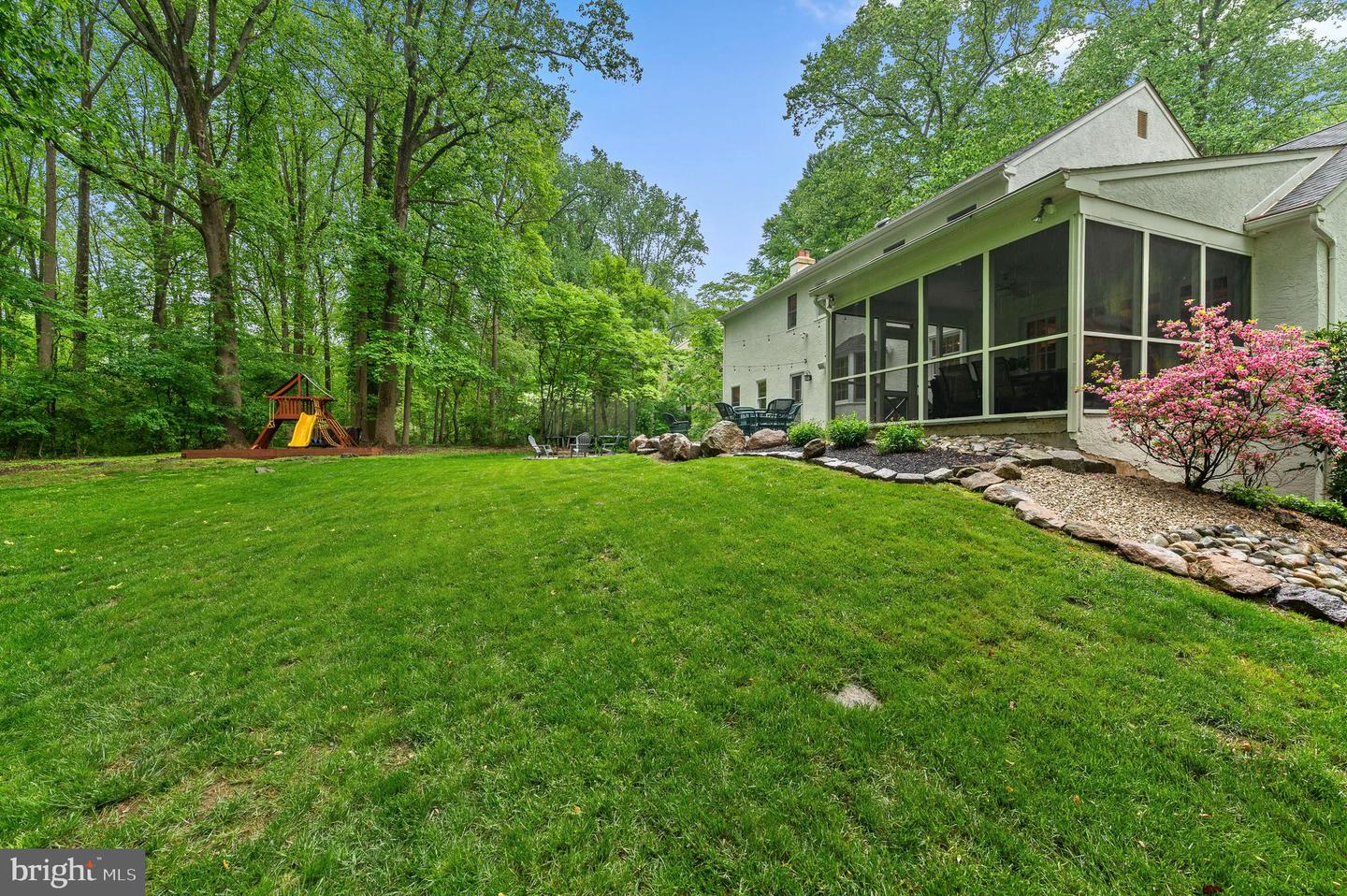 1047 Beaumont Rd