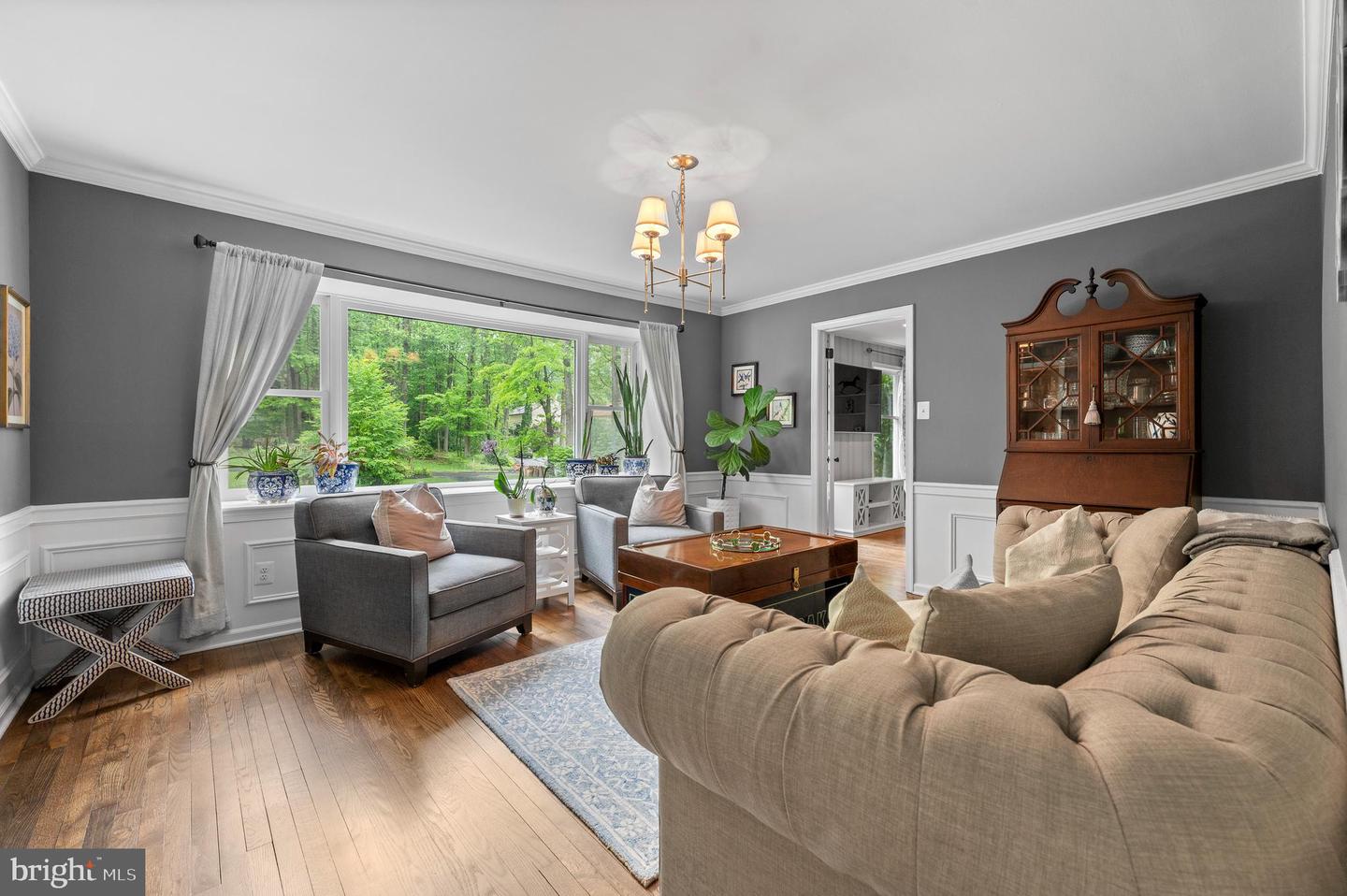 1047 Beaumont Rd