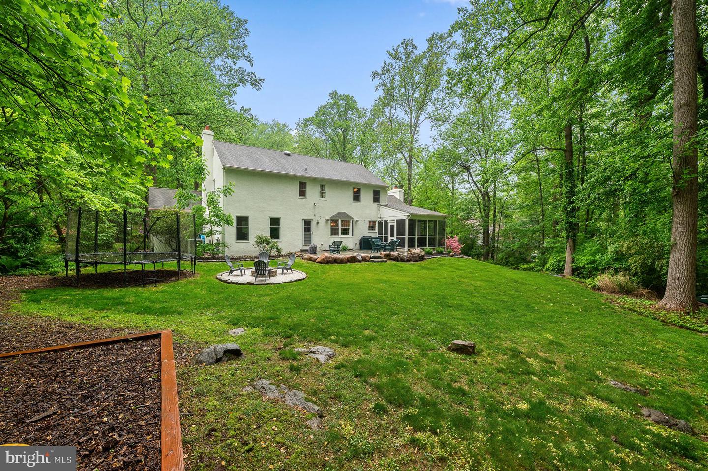 1047 Beaumont Rd