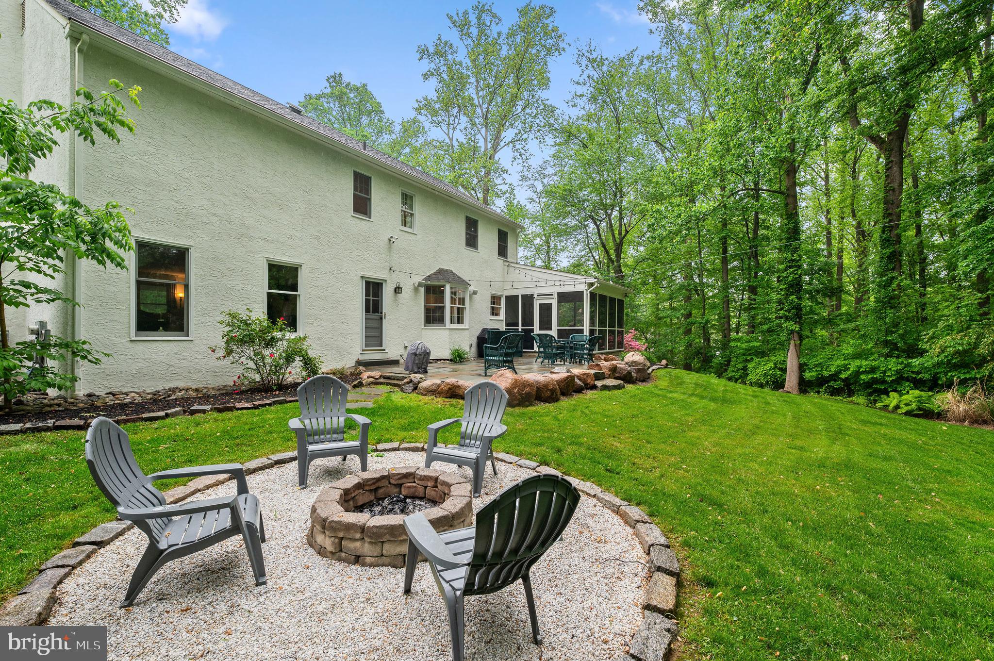 1047 Beaumont Rd