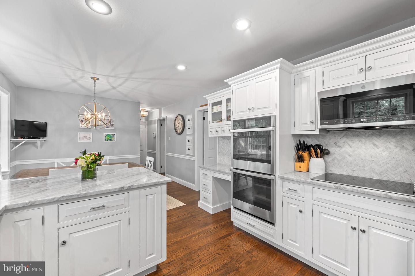 1047 Beaumont Rd