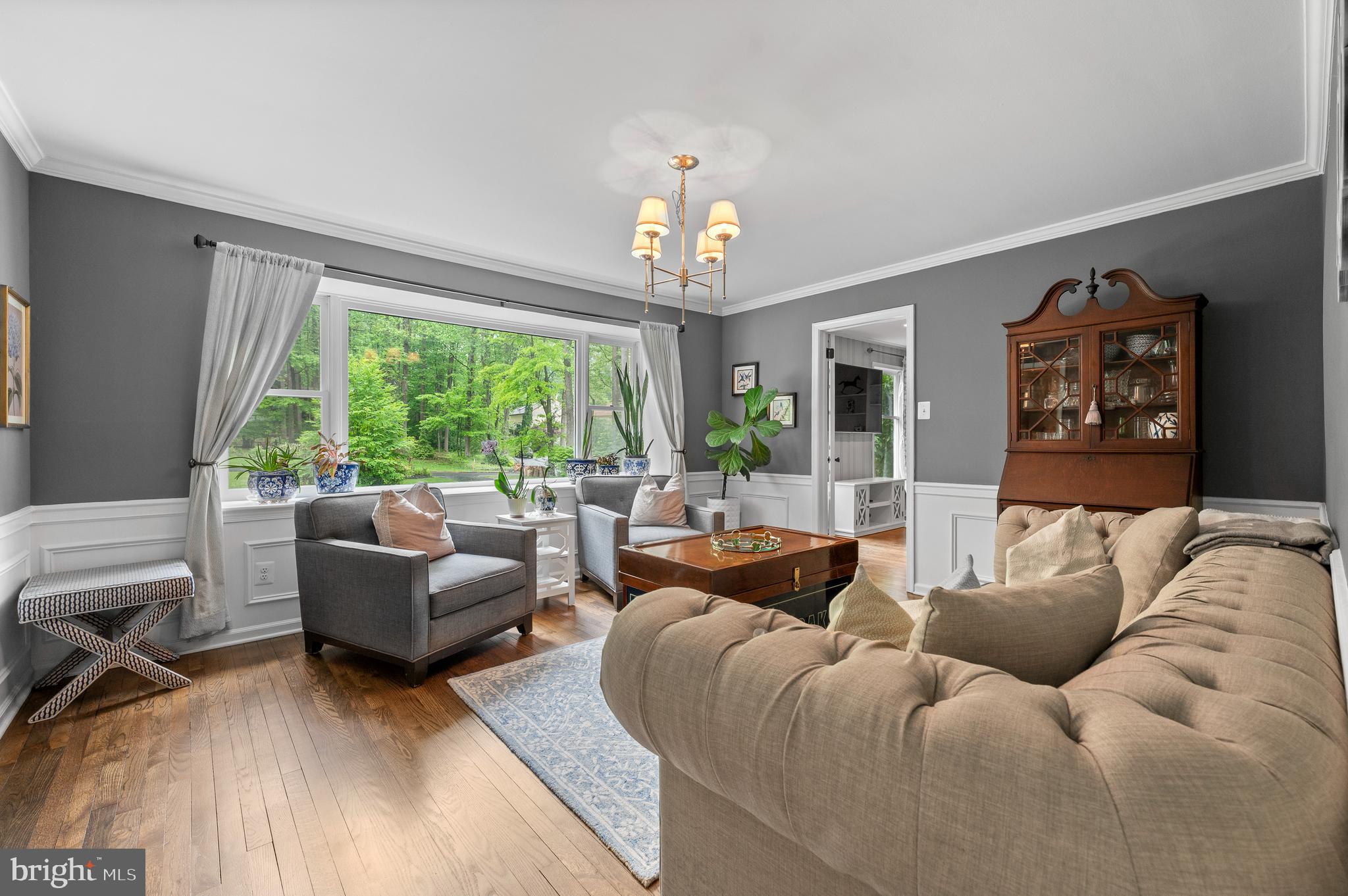 1047 Beaumont Rd