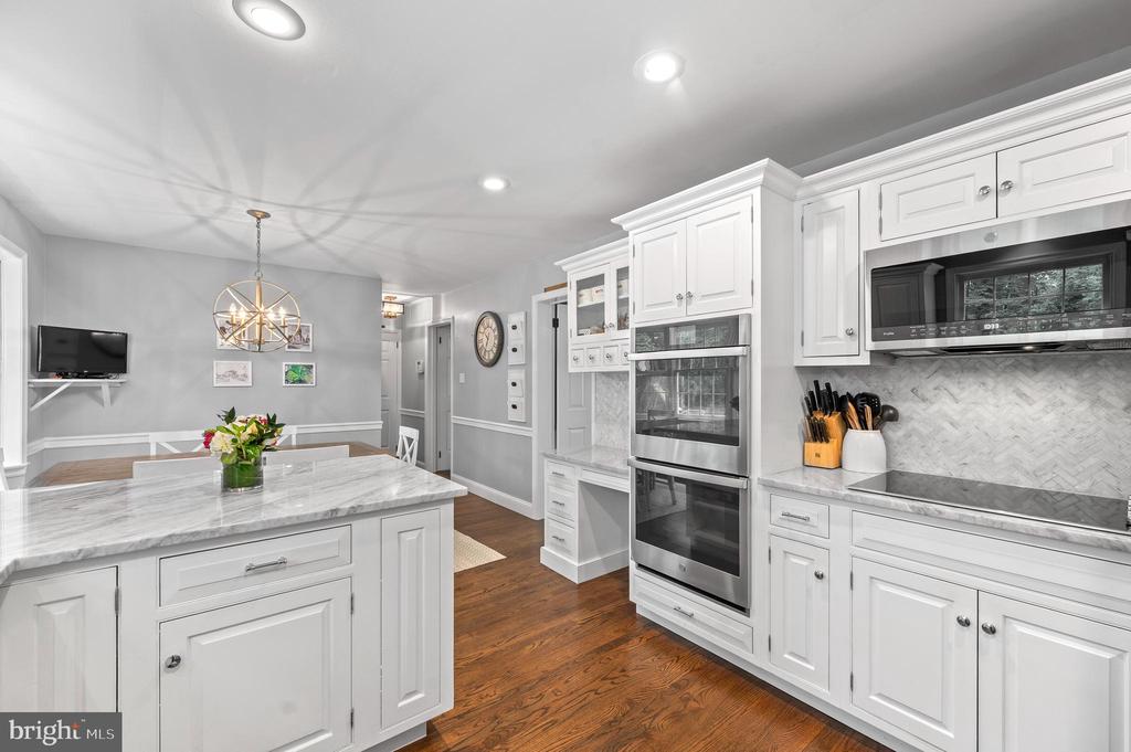 1047 Beaumont Rd