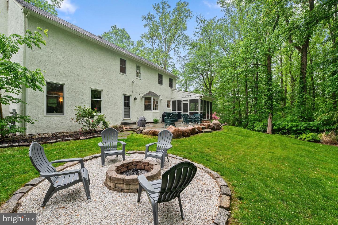 1047 Beaumont Rd