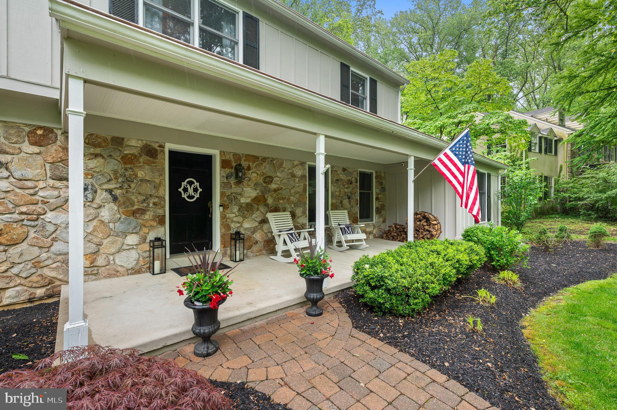 1047 Beaumont Rd