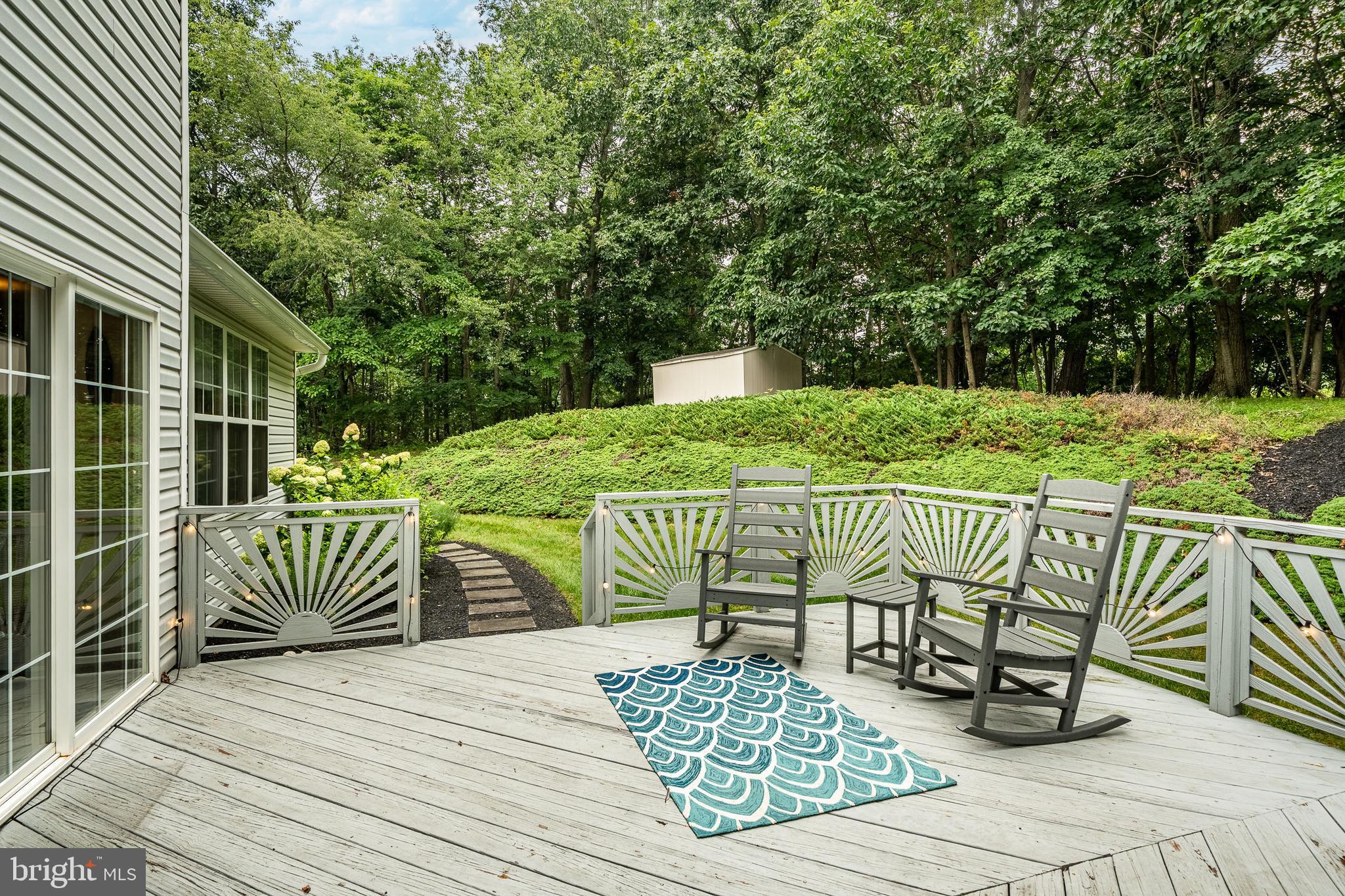 804 JACK RUSSELL LANE