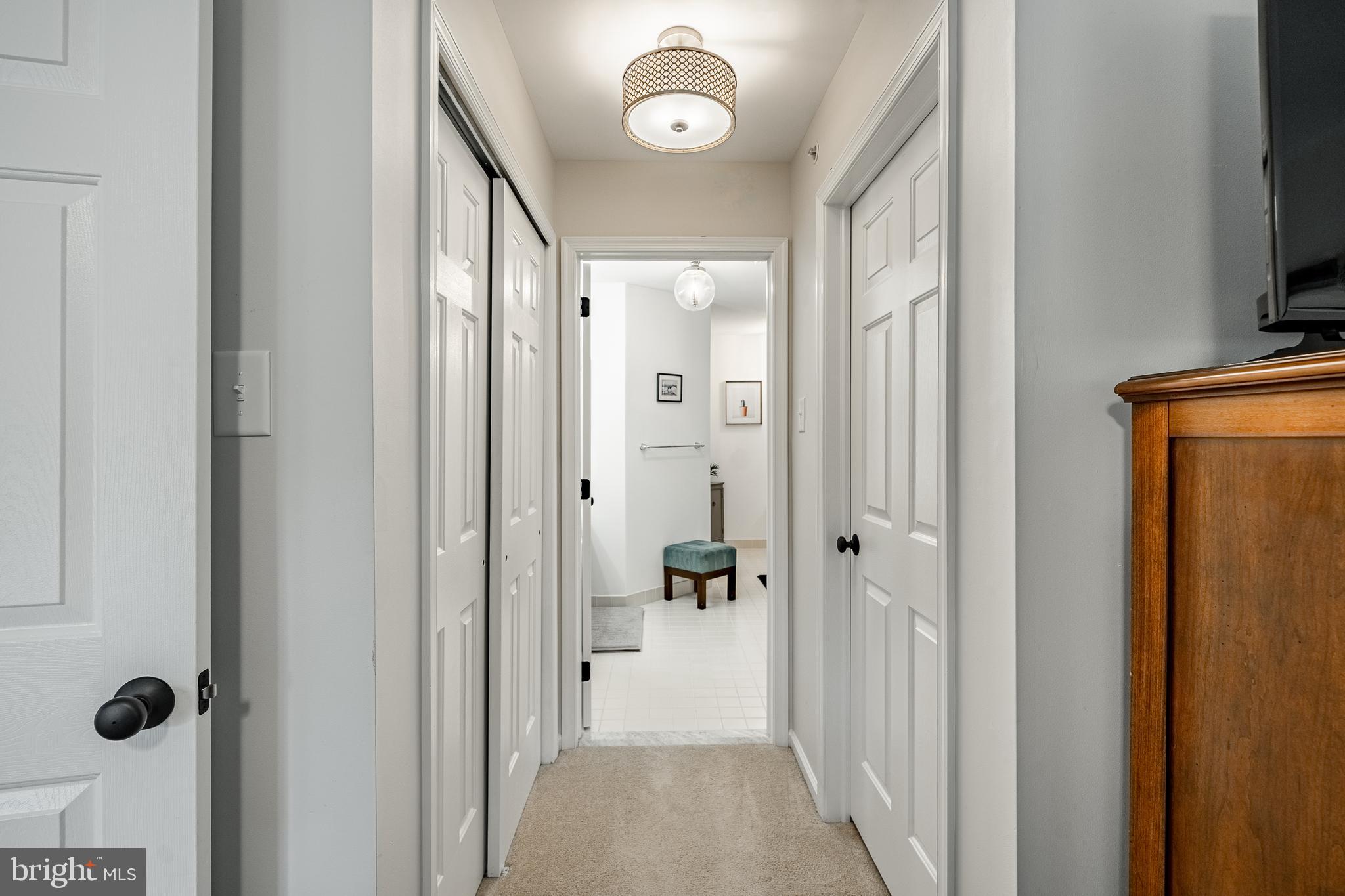 804 JACK RUSSELL LANE