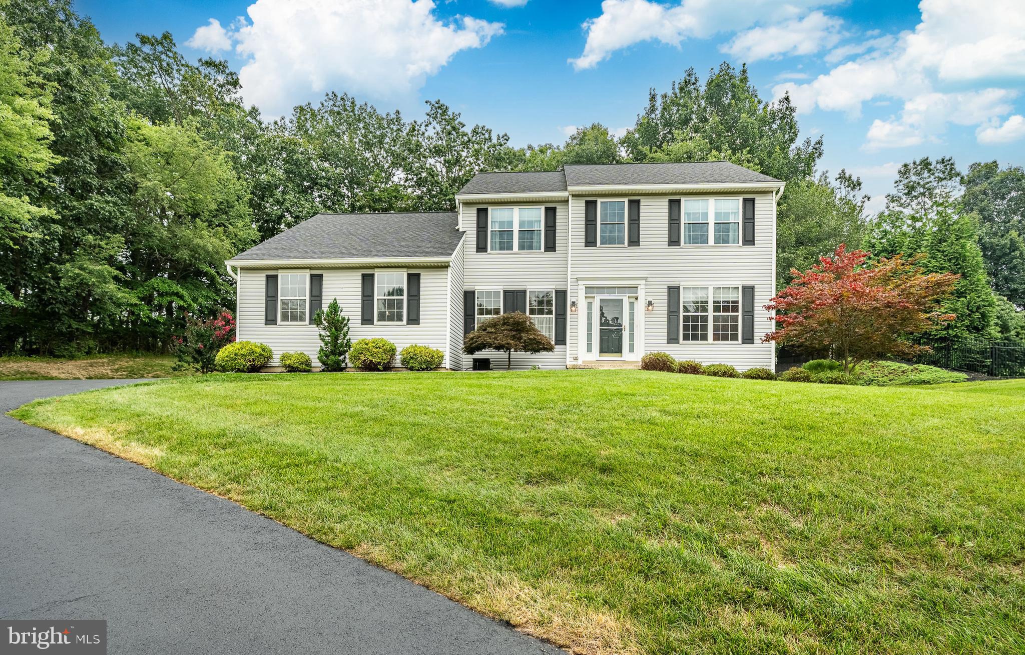 804 JACK RUSSELL LANE