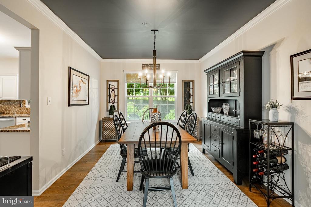 804 JACK RUSSELL LANE