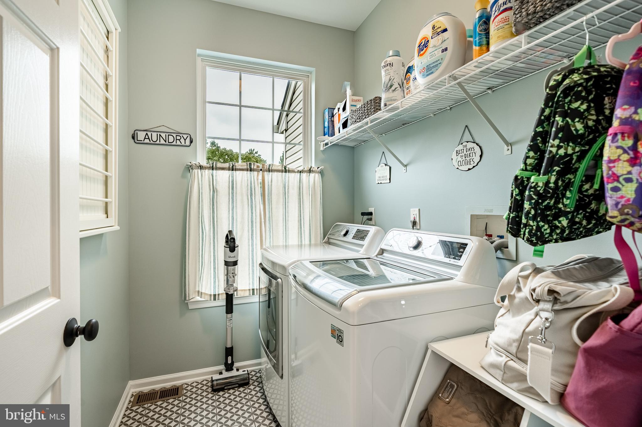 804 JACK RUSSELL LANE