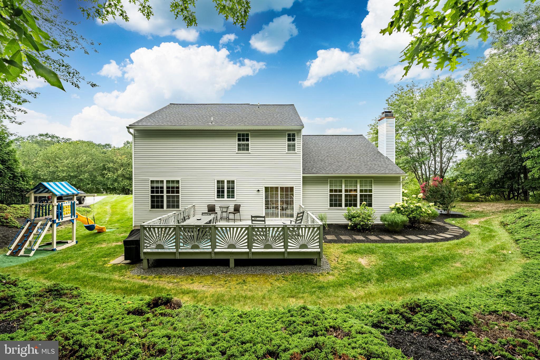 804 JACK RUSSELL LANE