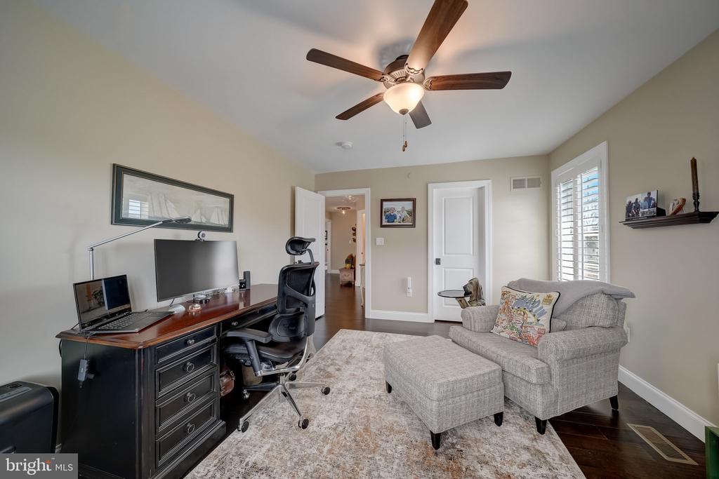 133 Parkview Way
