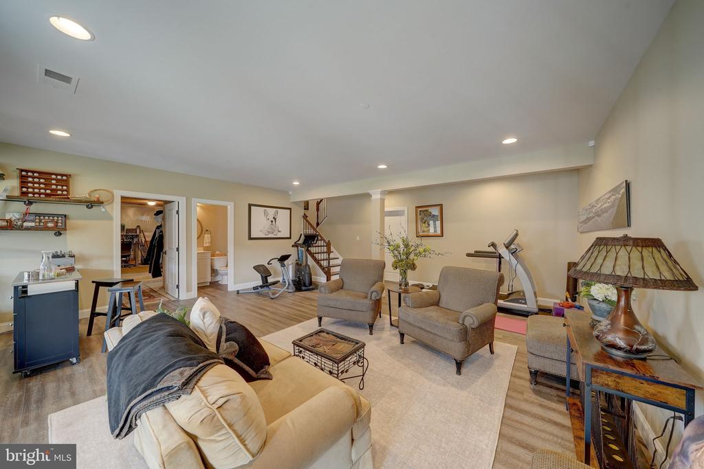 133 Parkview Way