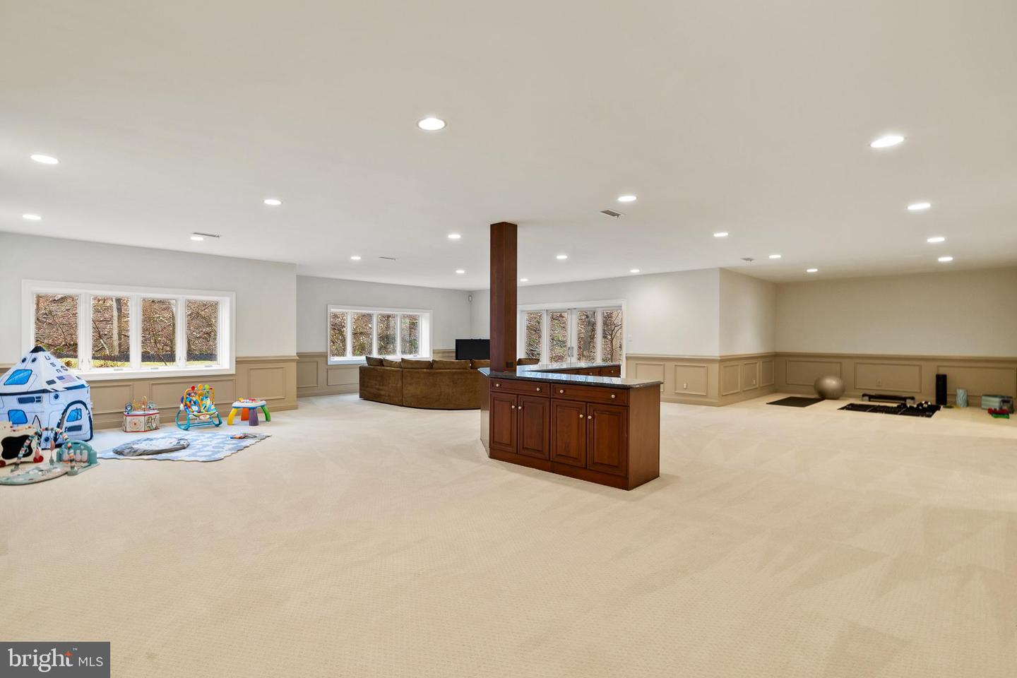 961 Wootton Rd