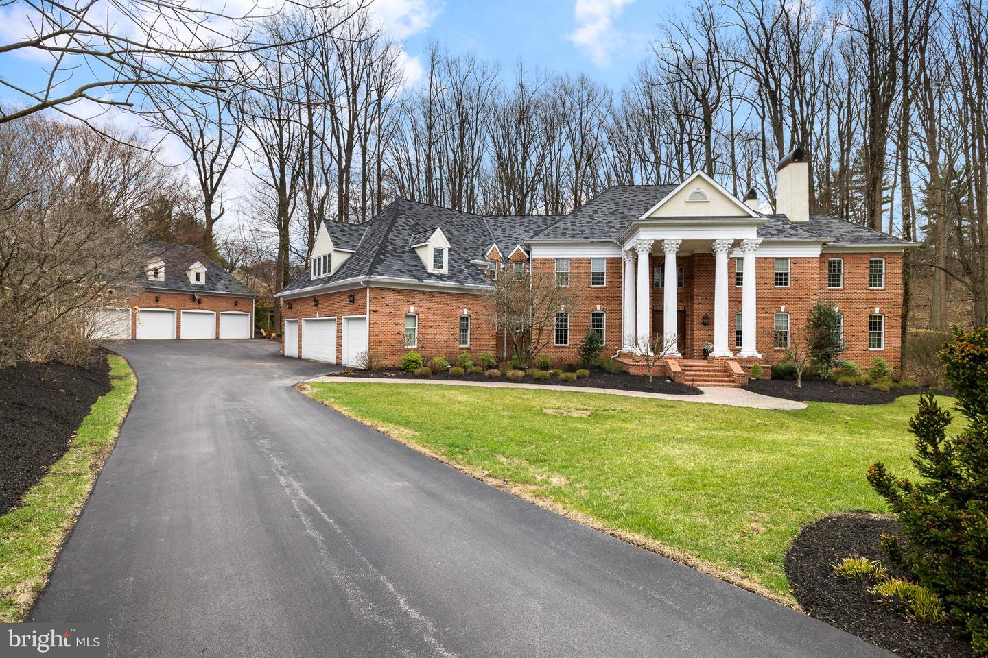 961 Wootton Rd