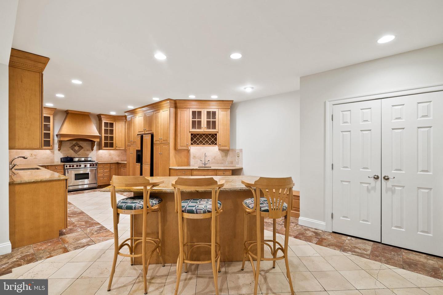 961 Wootton Rd