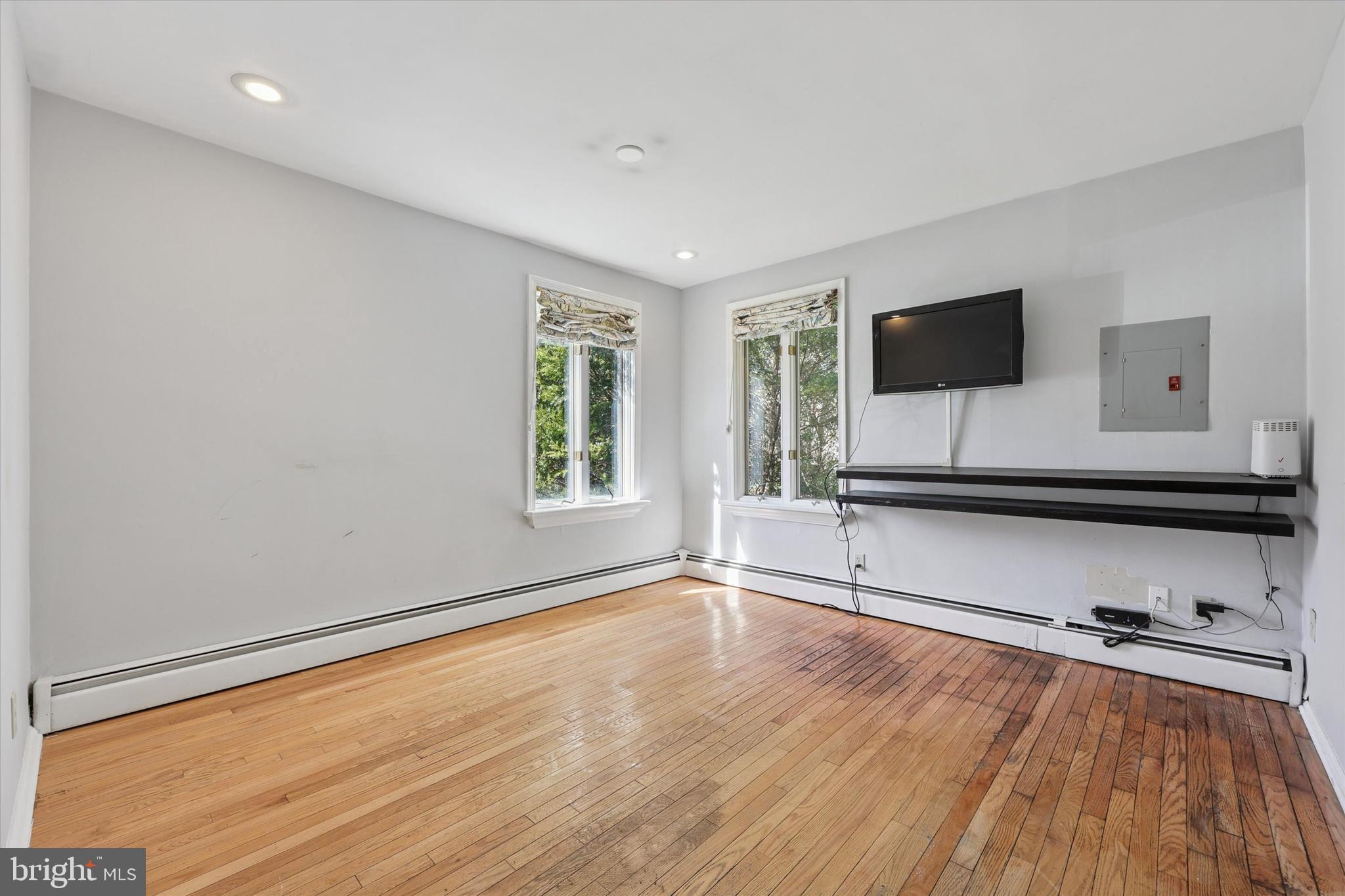 13 Devonwood Rd