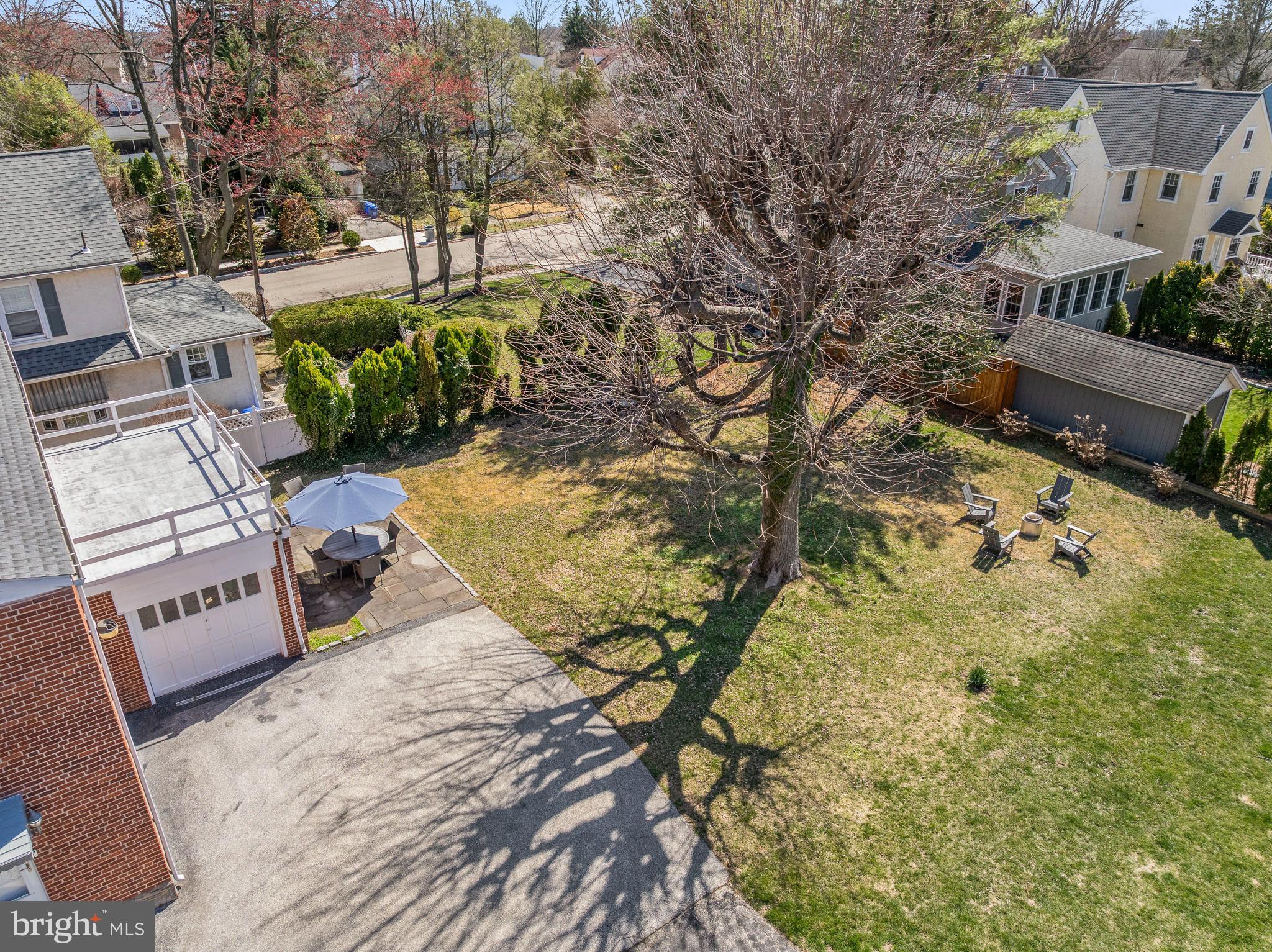 2704 W Darby Rd