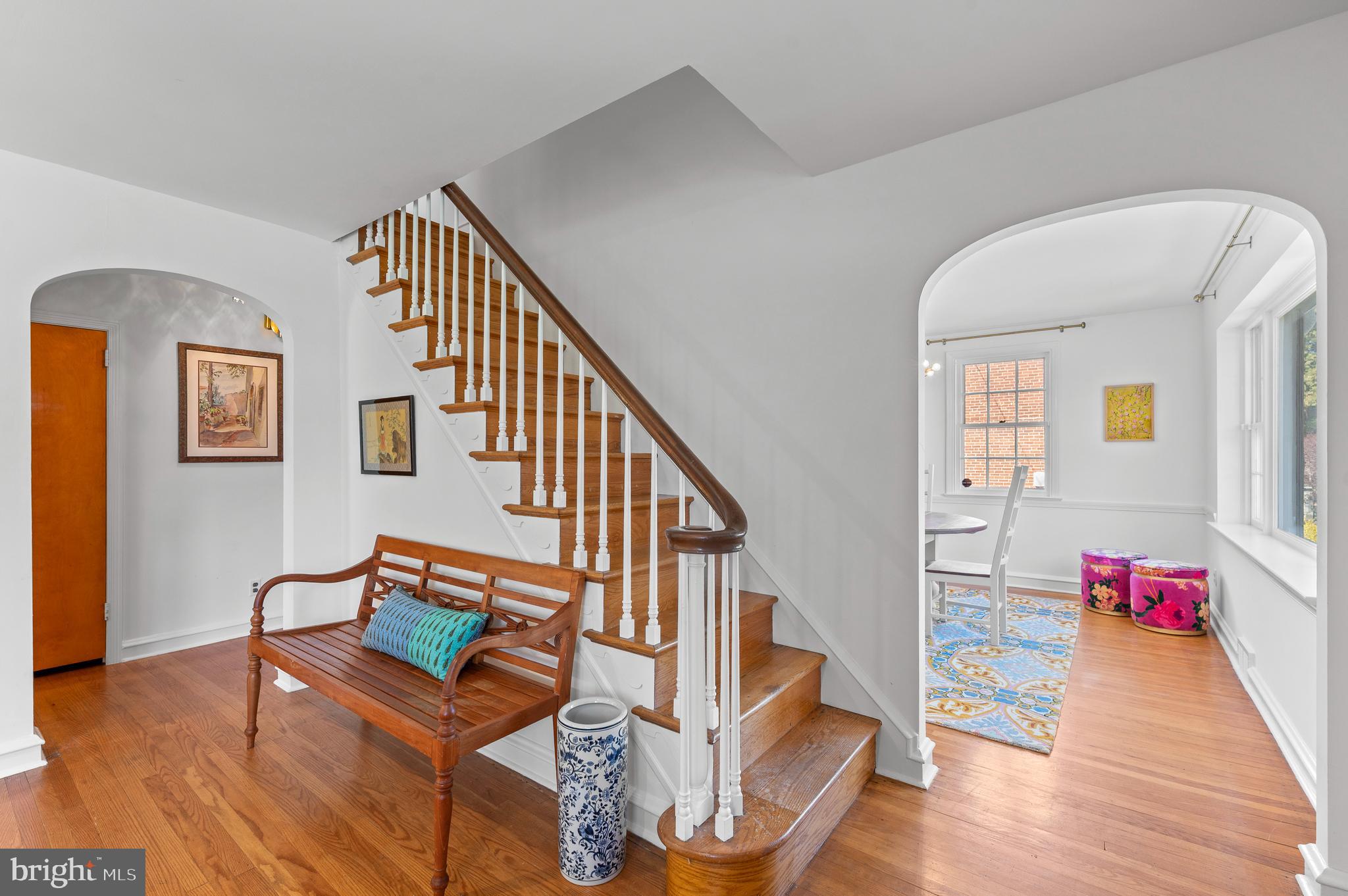 2704 W Darby Rd