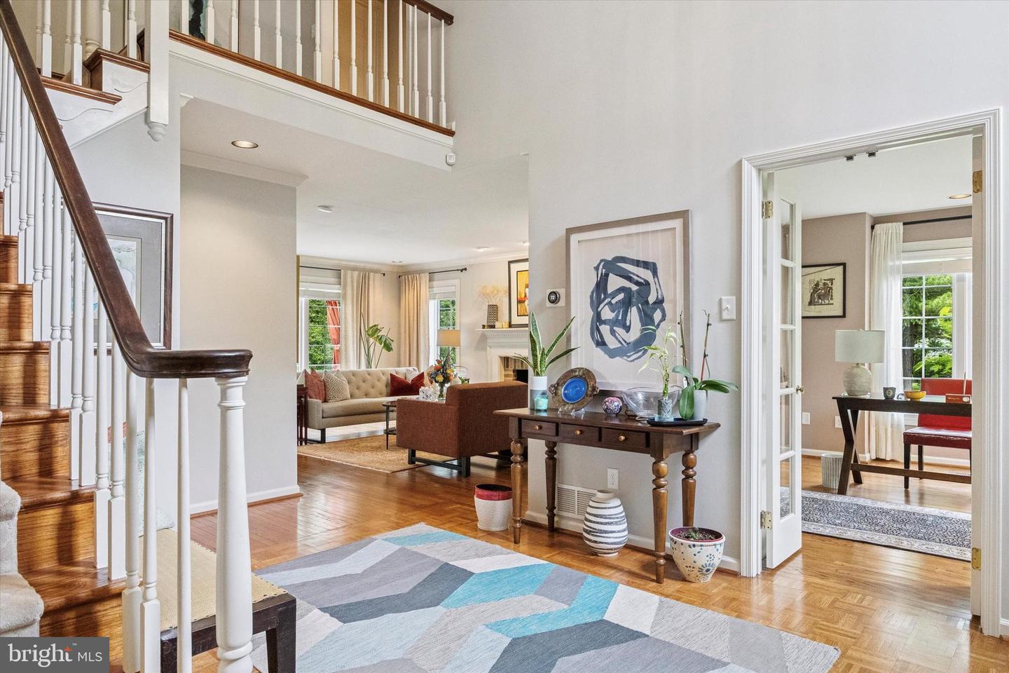 237 Trianon Ln