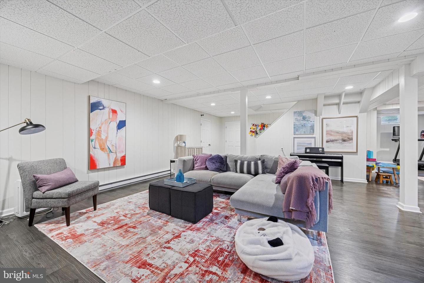 237 Trianon Ln