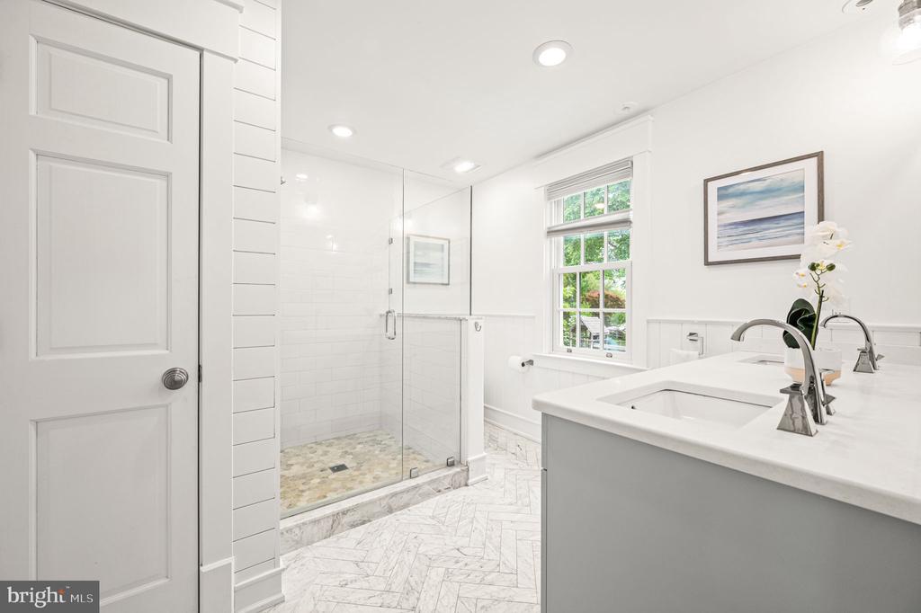 497 SAINT DAVIDS AVENUE