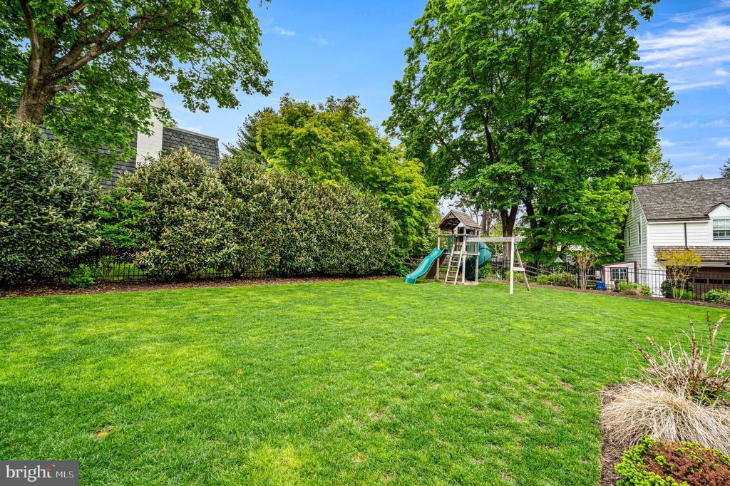 497 SAINT DAVIDS AVENUE