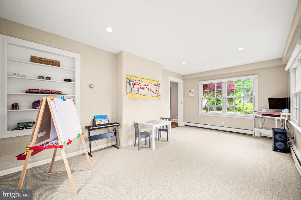 497 SAINT DAVIDS AVENUE