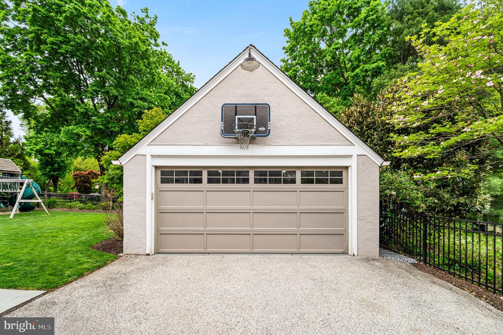 497 SAINT DAVIDS AVENUE