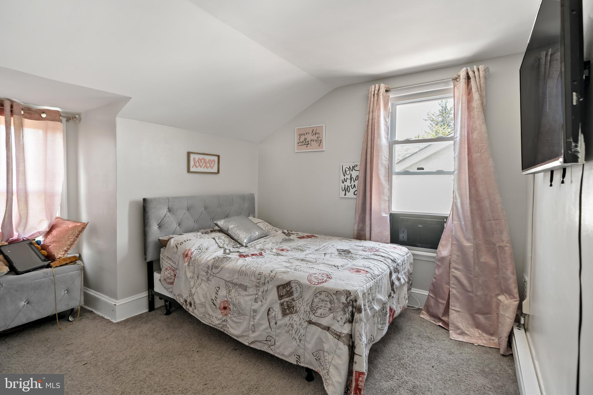 411 Valley Rd