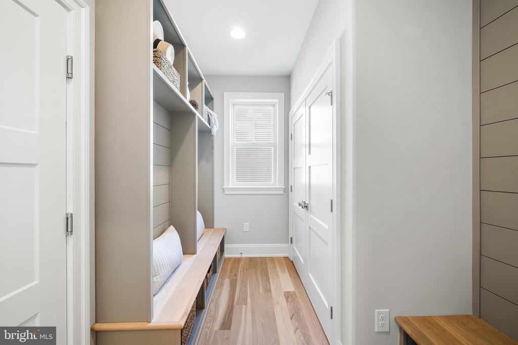 176 Charles St