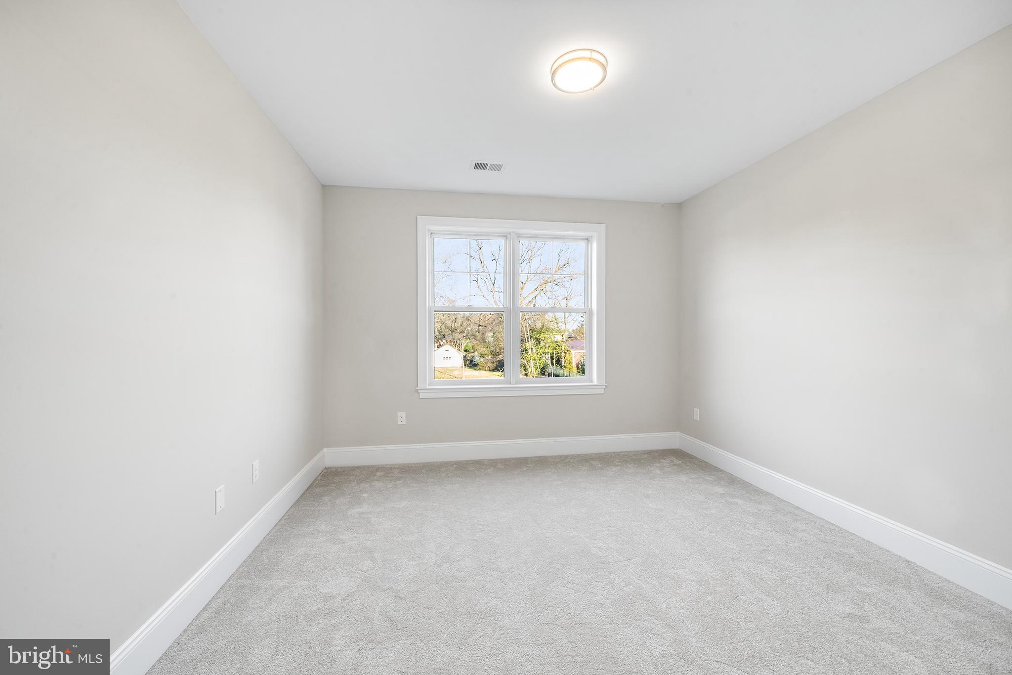 176 Charles St