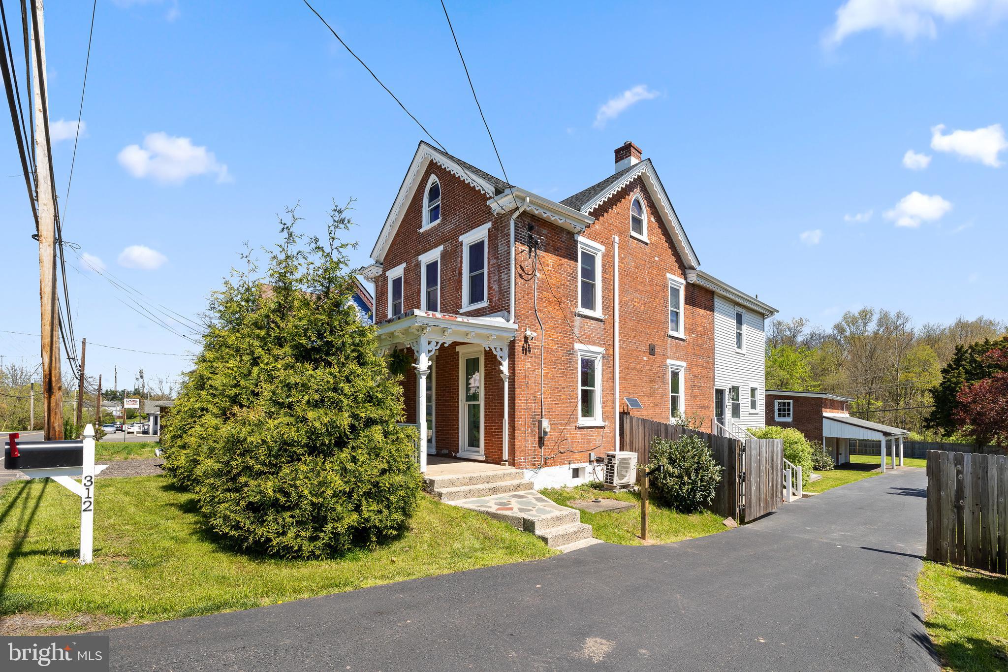 312 Gravel Pike