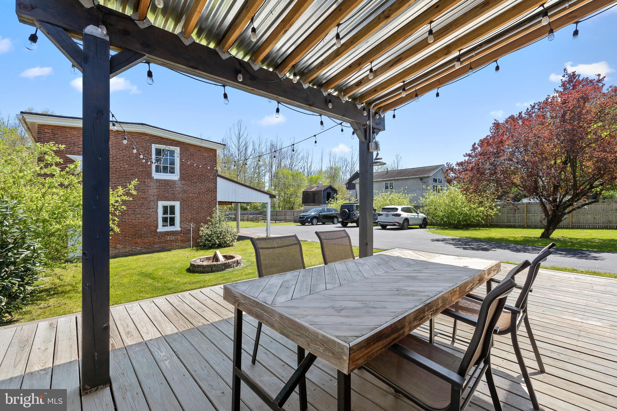 312 Gravel Pike