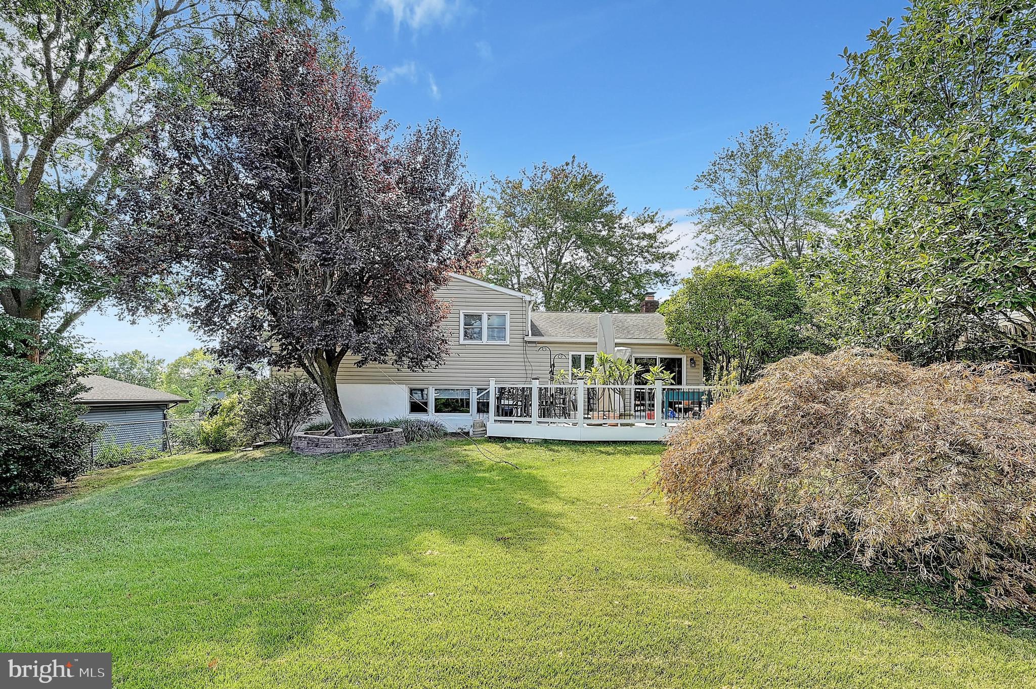 608 Gawain Rd