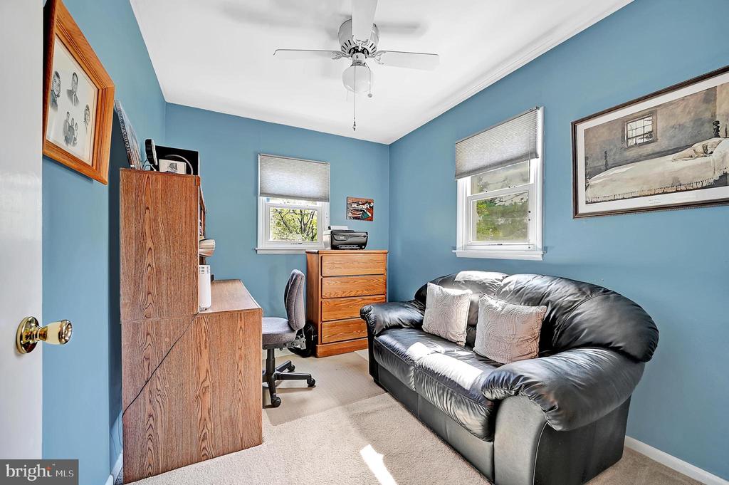608 Gawain Rd