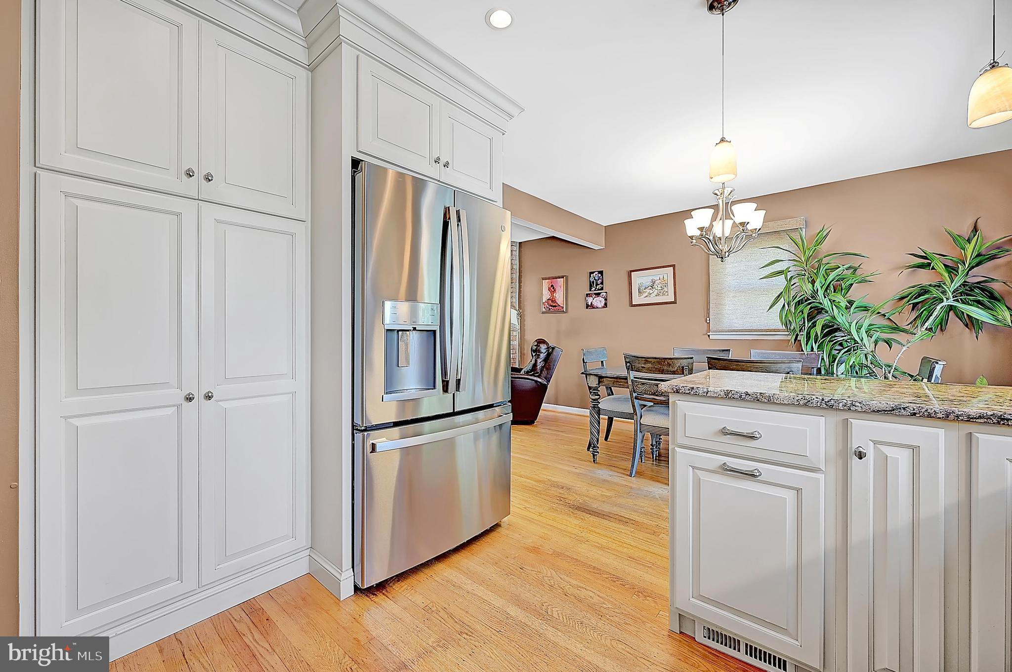 608 Gawain Rd