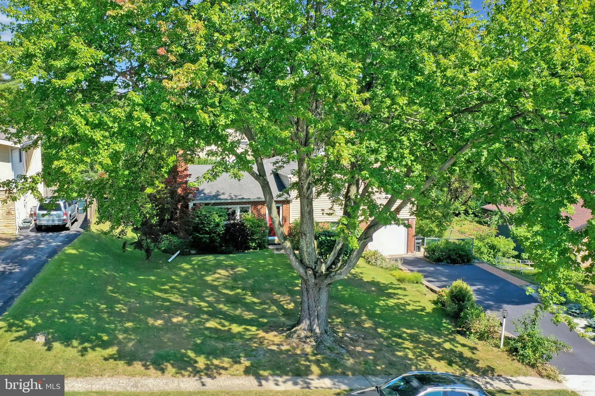 608 Gawain Rd