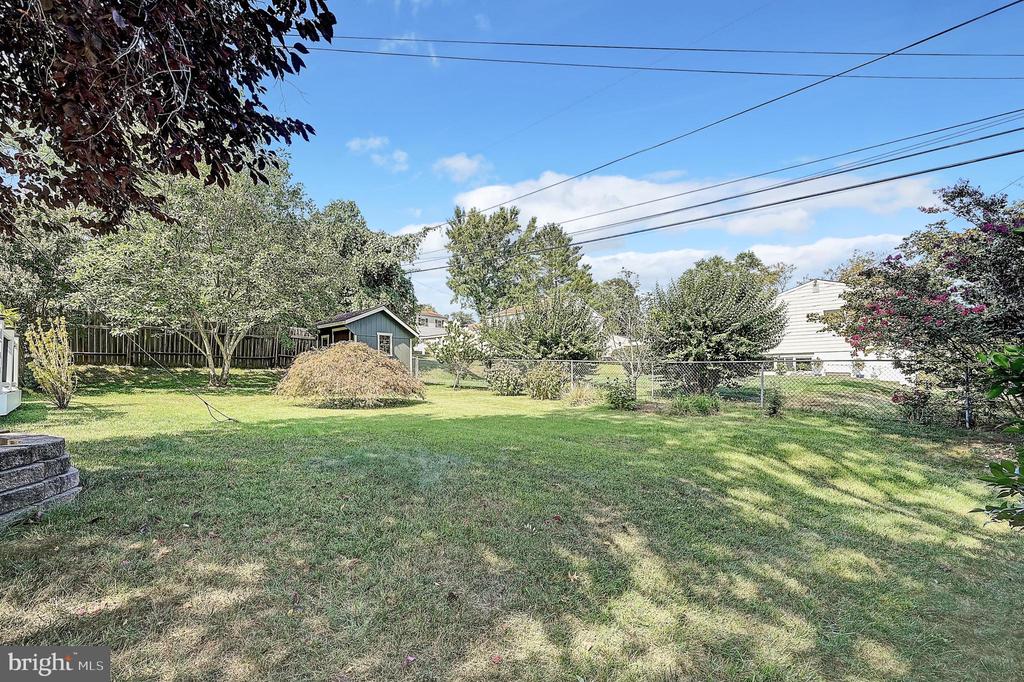608 Gawain Rd