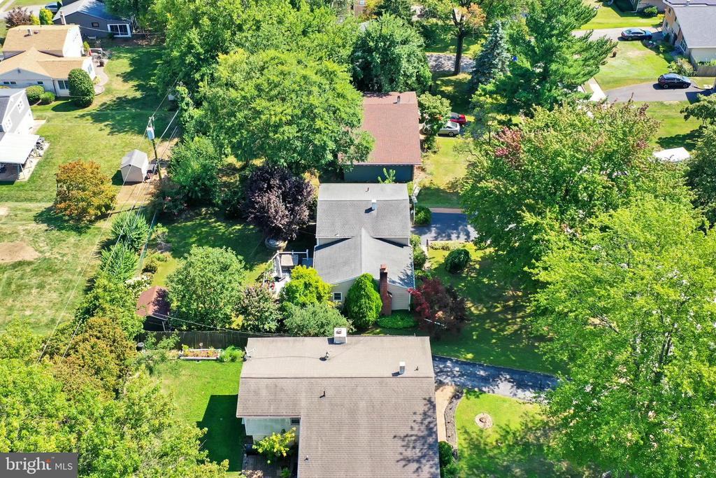 608 Gawain Rd