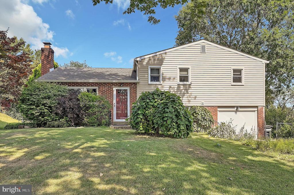 608 Gawain Rd