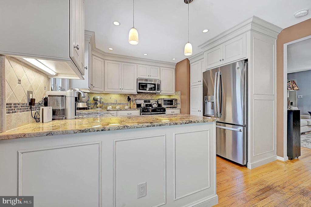 608 Gawain Rd