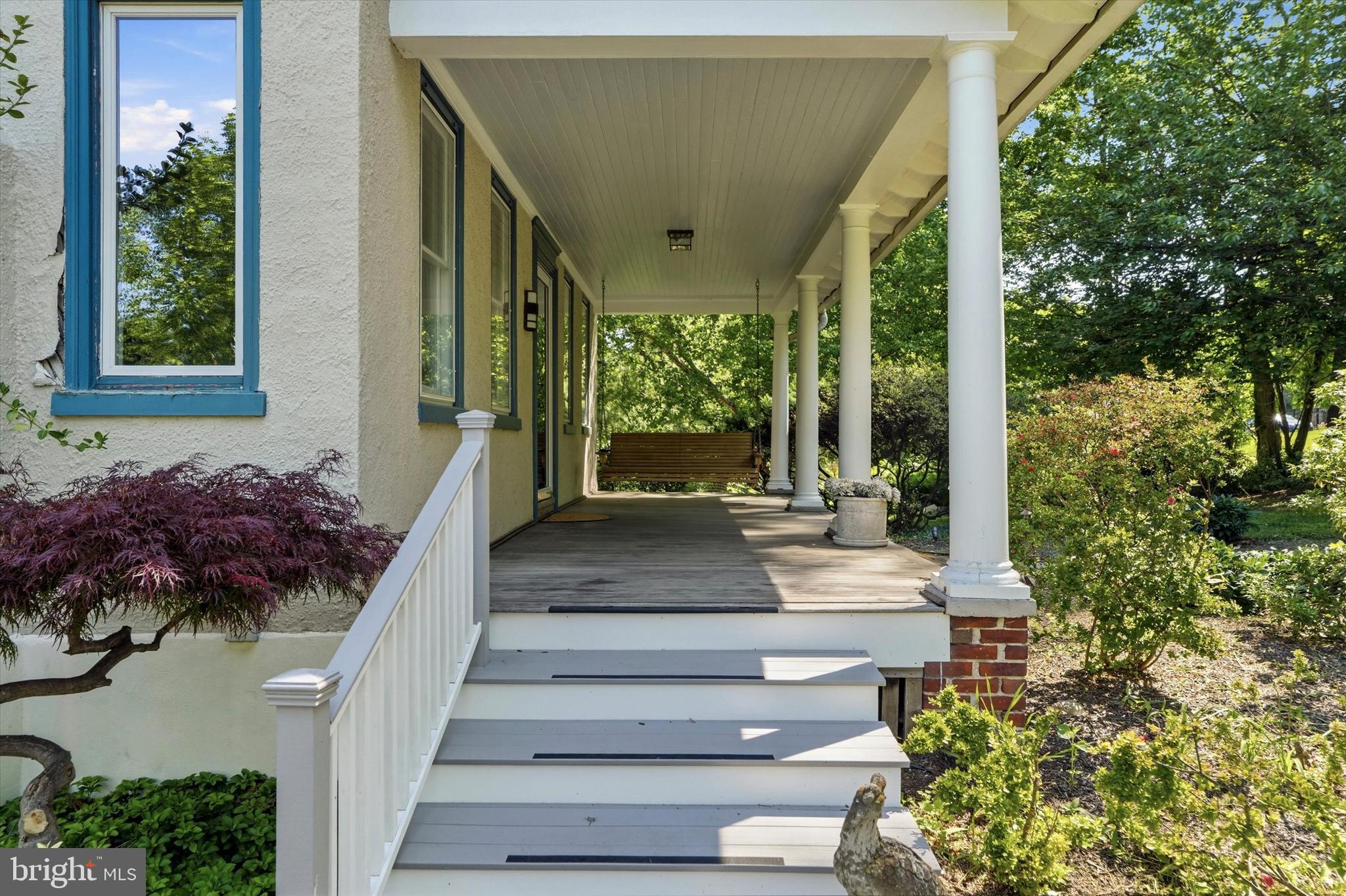 1054 CROTON ROAD