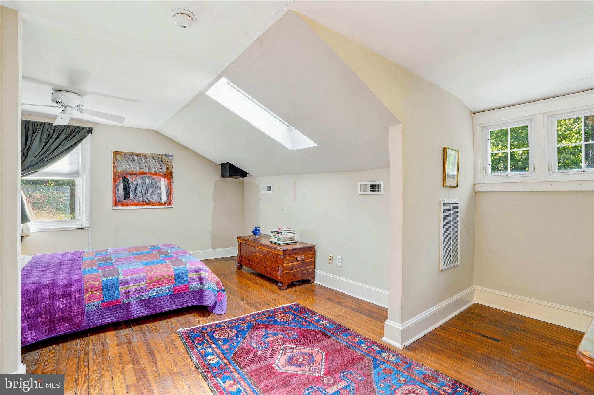 1054 CROTON ROAD