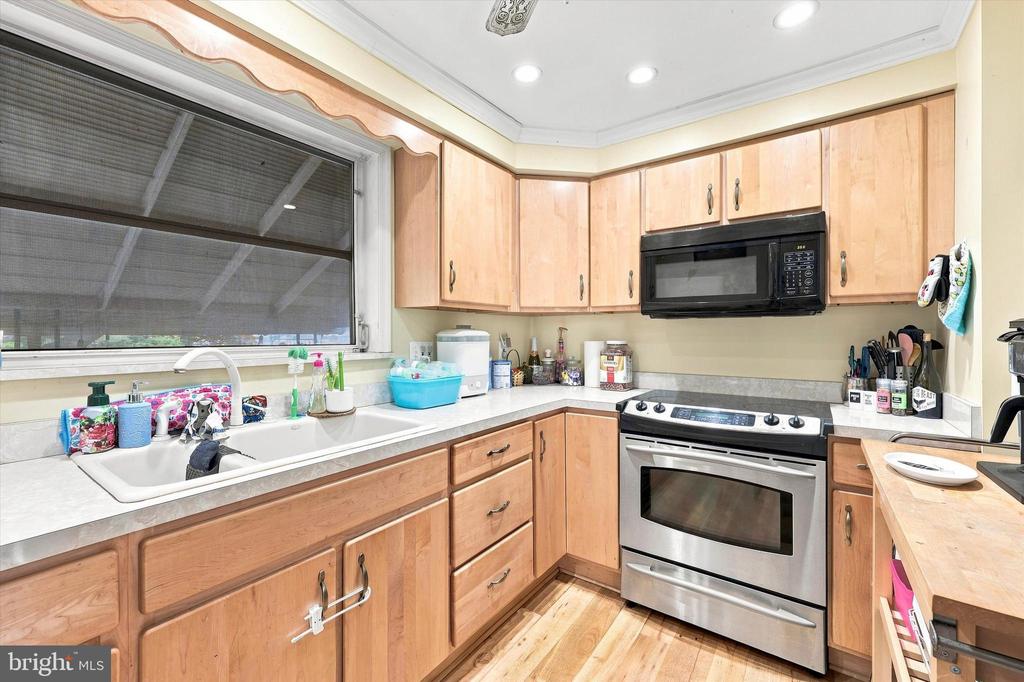 111 W 5TH STREET