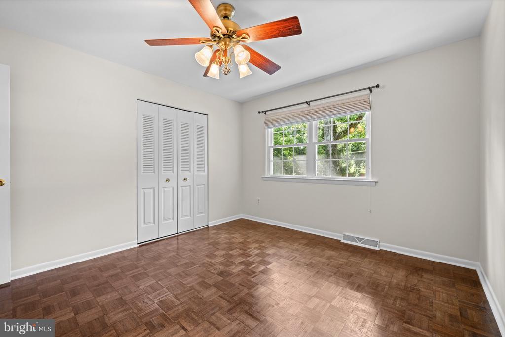 801 PARDEE LANE