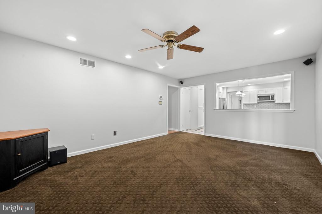801 PARDEE LANE