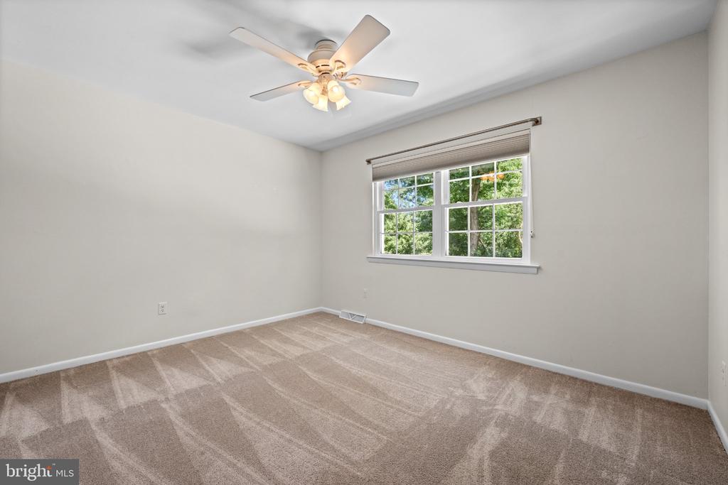 801 PARDEE LANE