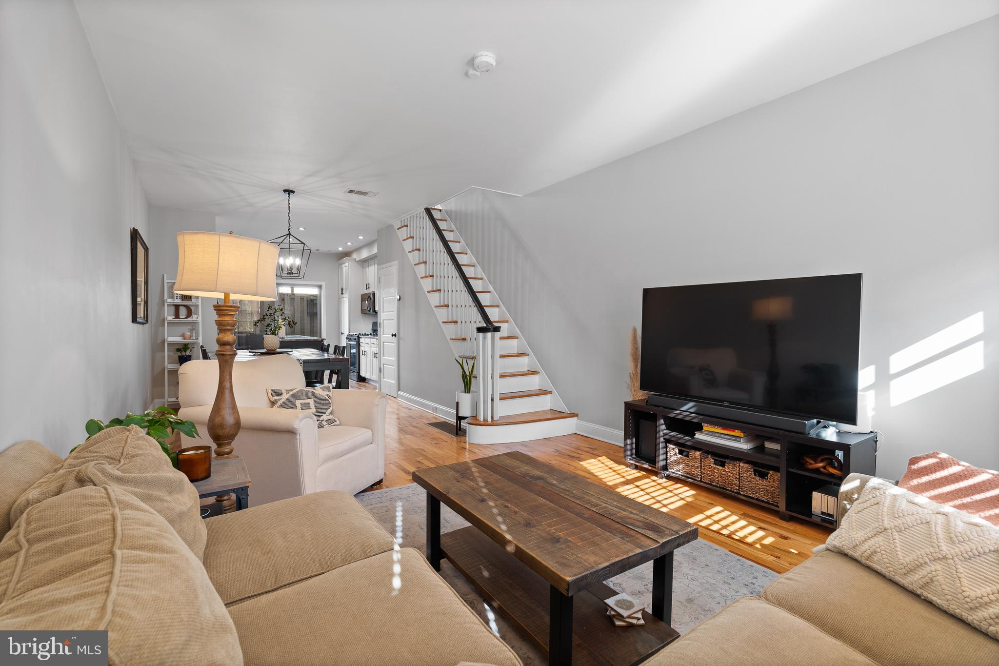 513 Greenwich St