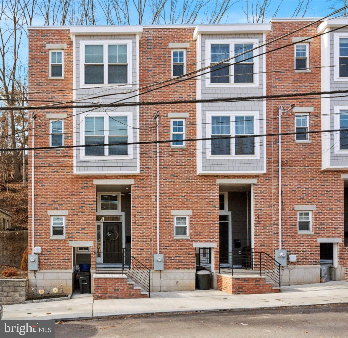 214 Fountain St